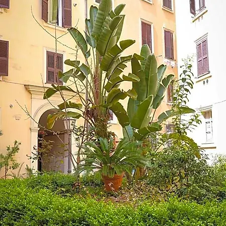 Mama House 4* Roma